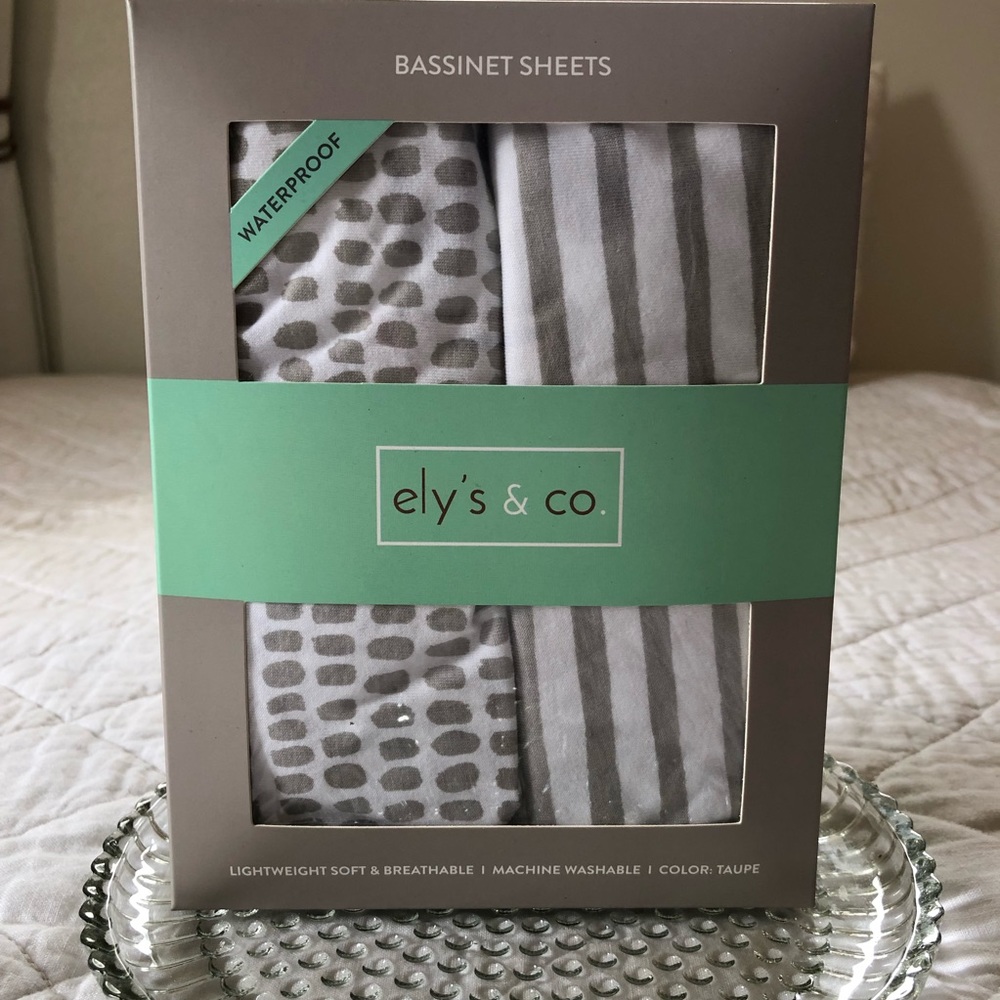 🌸Ely’s & Co. Bassinet Sheets 2- Pack🌸